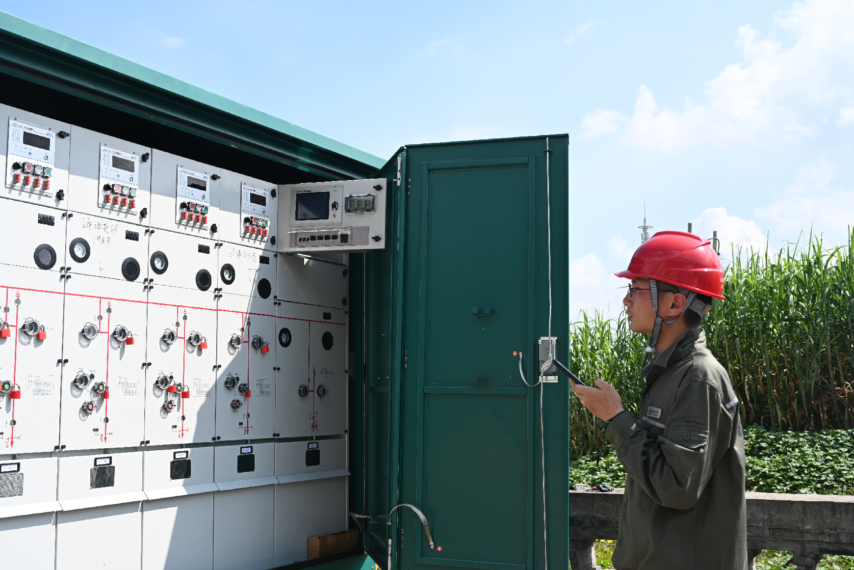 东方电子助力量子数字化高防护环网柜项目投运